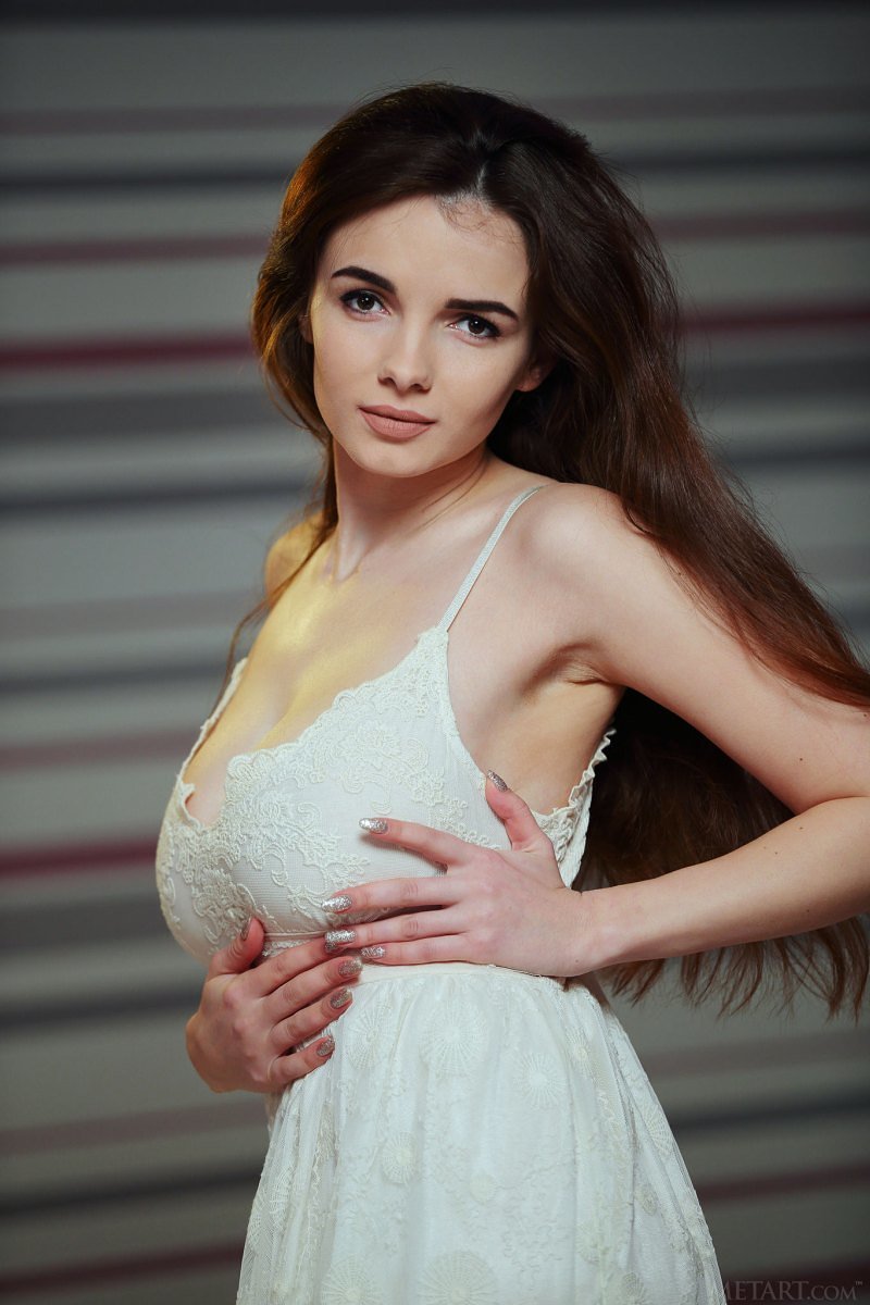 Любовь, 18 лет, 0 размер груди